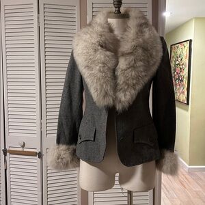 Vintage Davin Hall by Robert Taboh Gray Women's Blazer with  Fur Accents S